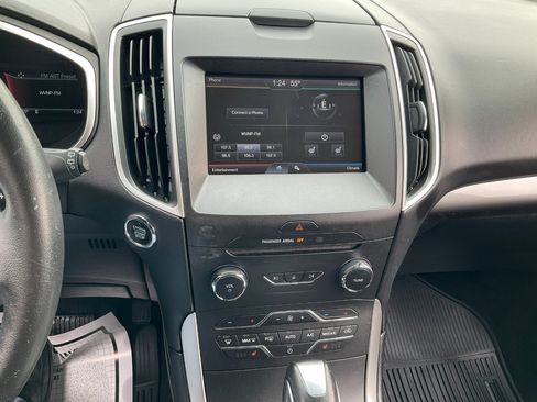 Used 2015 Ford Edge SEL w/ Equipment Group 201A image 35