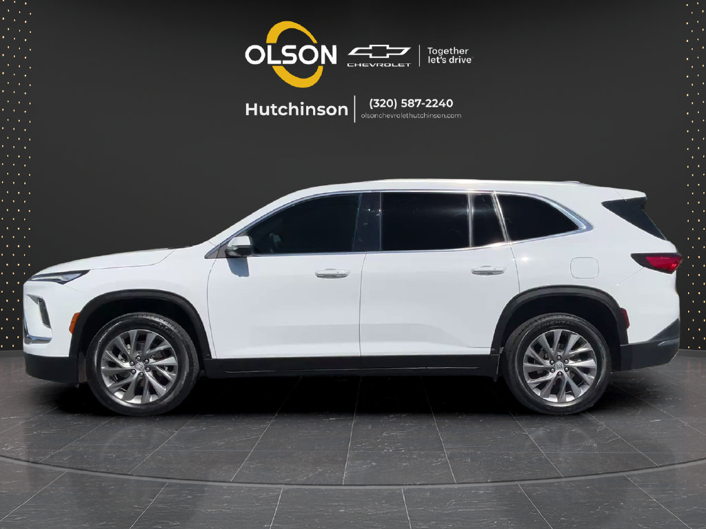Certified 2026 Buick Enclave Preferred AWD/4WD image 2