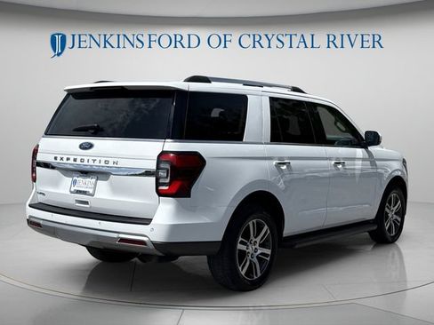 Certified 2024 Ford Expedition Limited RWD image 5