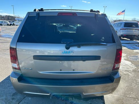 Used 2005 Jeep Grand Cherokee Laredo image 6