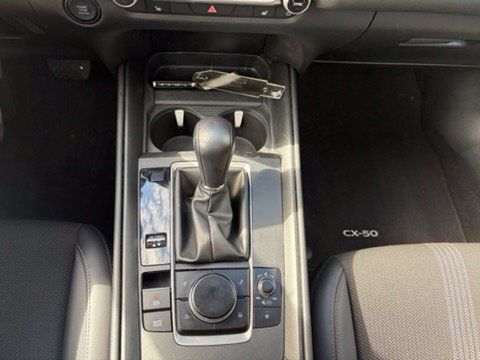 Used 2026 MAZDA CX-50 AWD 2.5 S w/ Preferred Pkg image 19