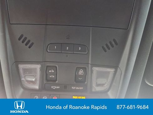Used 2020 Chevrolet Blazer RS AWD/4WD image 28