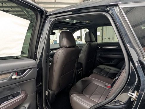 New 2025 MAZDA CX-5 Signature image 15