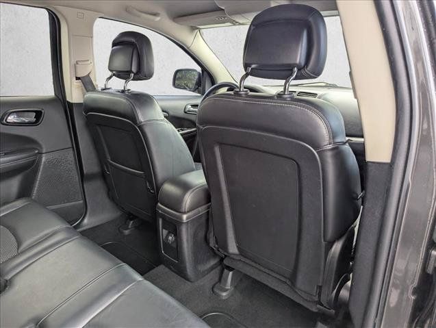 Used 2017 Dodge Journey Crossroad w/ Popular Equipment Group FWD image 28