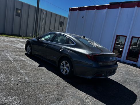 Used 2020 Hyundai Sonata SE FWD image 3