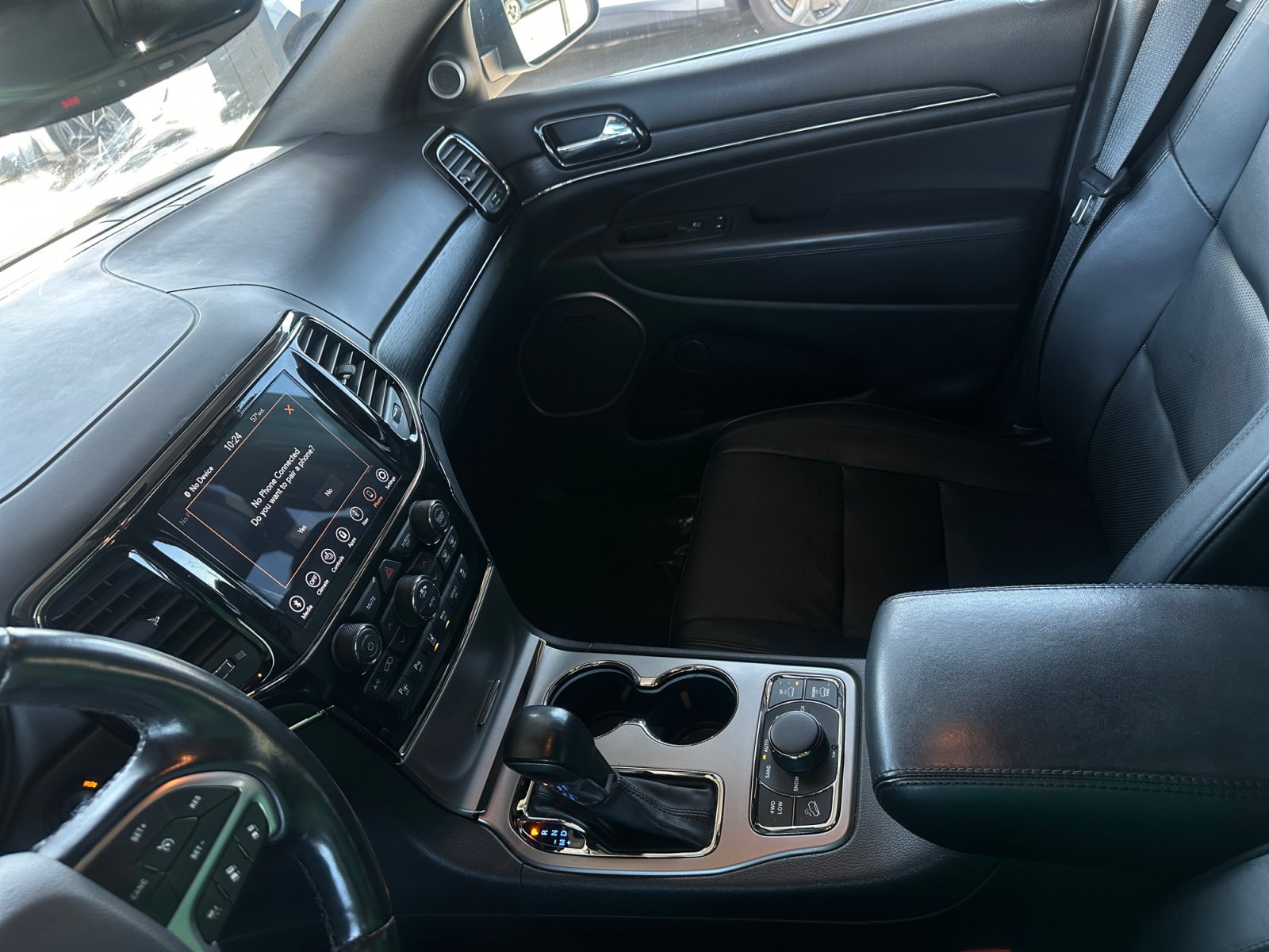 Used 2021 Jeep Grand Cherokee High Altitude AWD/4WD image 23