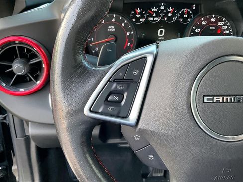 Used 2018 Chevrolet Camaro SS RWD image 23