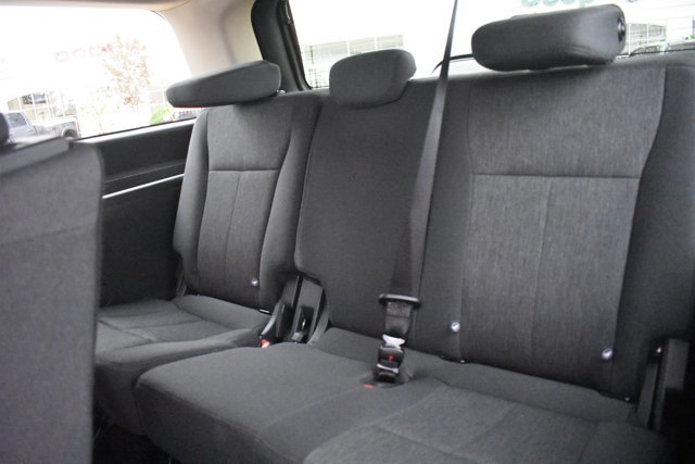 Used 2024 Ford Expedition XLT RWD image 16