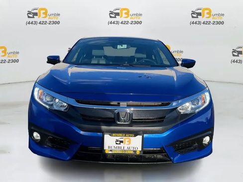 Used 2017 Honda Civic EX-T image 2