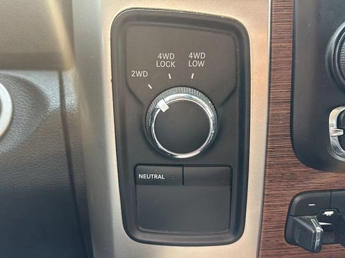 Used 2016 RAM 2500 Laramie w/ Snow Chief Group AWD/4WD image 28
