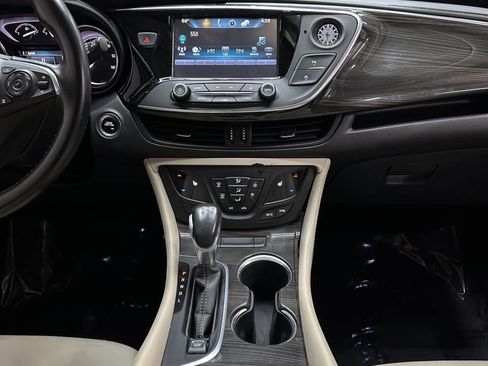 Used 2019 Buick Envision Preferred image 26
