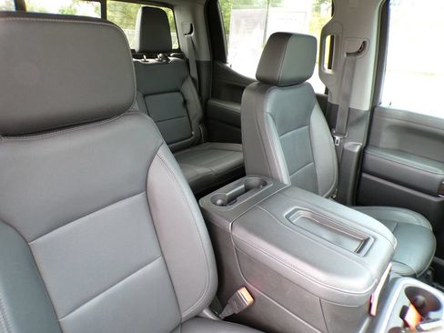 Used 2021 GMC Sierra 1500 SLT w/ SLT Premium Package AWD/4WD image 13