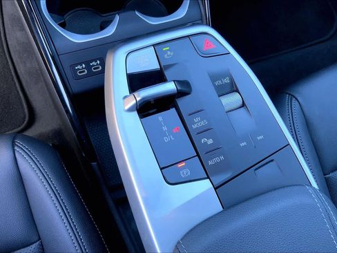 Used 2023 BMW X1 xDrive28i image 31