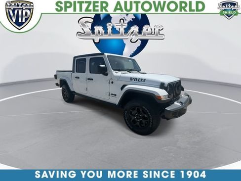 Used 2021 Jeep Gladiator Sport AWD/4WD image 2
