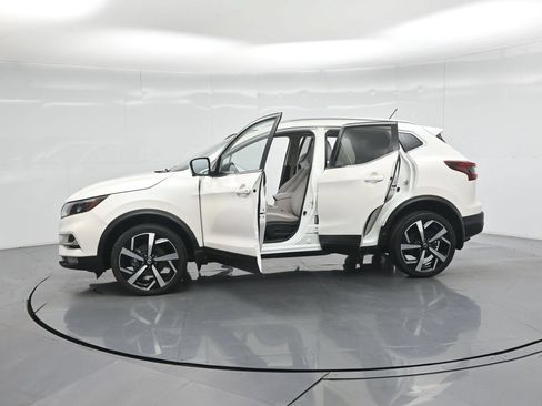 Used 2020 Nissan Rogue Sport SL w/ Premium Package FWD image 38