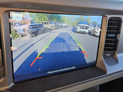 Used 2024 Ford Bronco Black Diamond image 24
