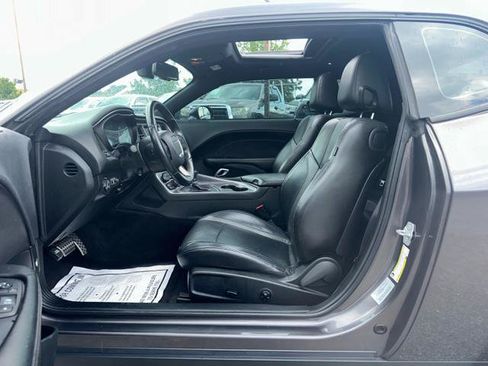 Used 2017 Dodge Challenger SXT Plus RWD image 11