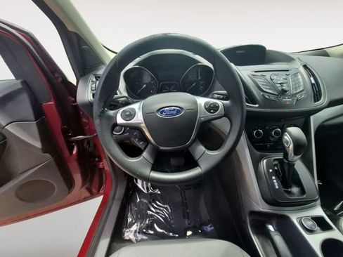Used 2015 Ford Escape SE FWD image 12