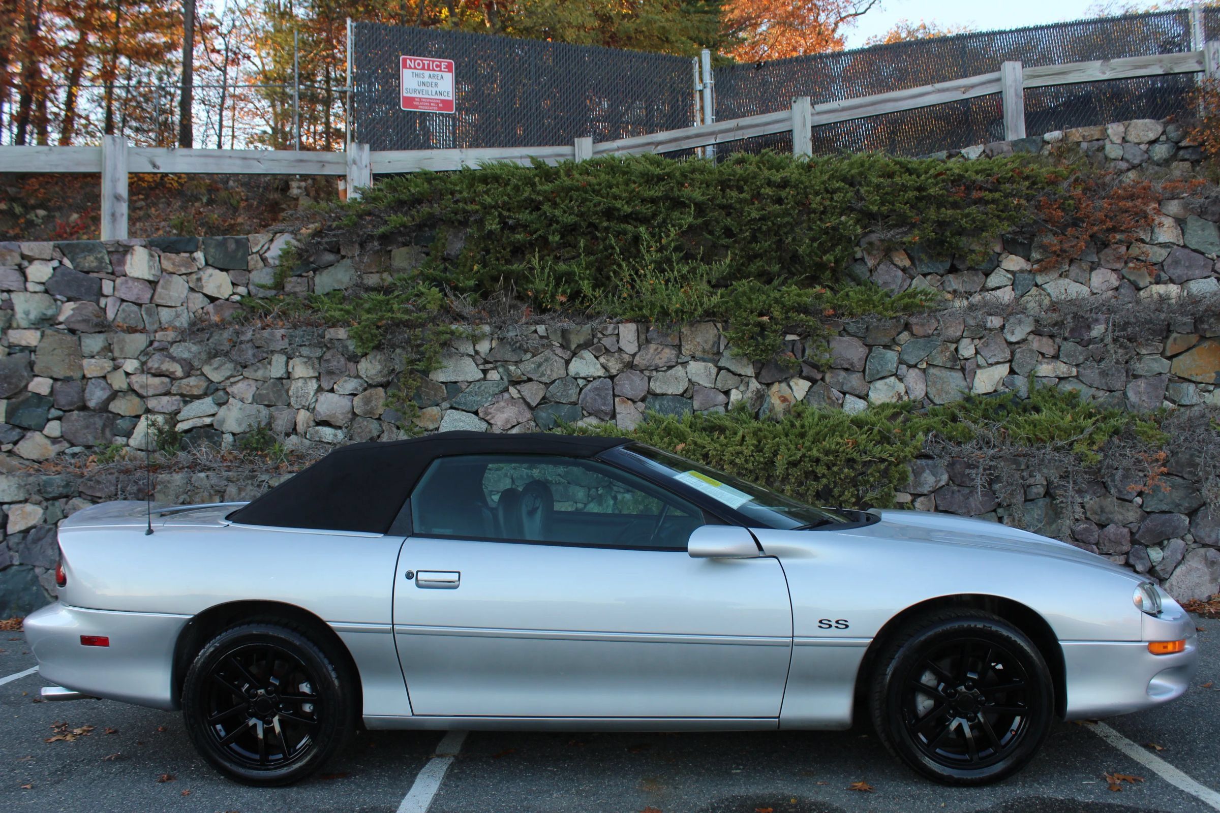 Used 2000 Chevrolet Camaro Z28 w/ SS Performance/Appearance Pkg RWD image 5