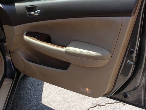 Used 2006 Honda Accord EX-L image 26