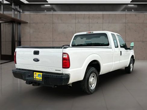 Used 2015 Ford F250 XL w/ Power Equipment Group RWD image 12