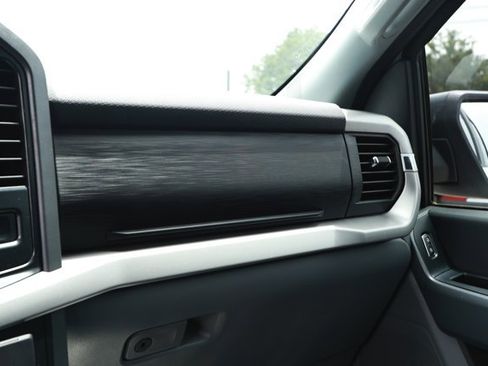 Used 2022 Ford F150 XLT RWD image 24