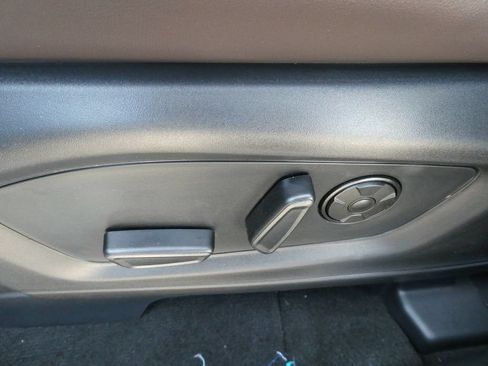 New 2027 Ford Explorer Platinum AWD/4WD image 21