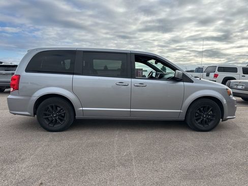 Used 2019 Dodge Grand Caravan GT image 9