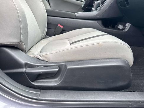 Used 2020 Honda Civic LX image 11