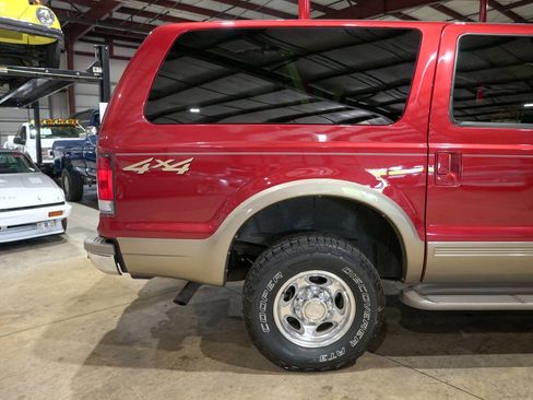 Used 2001 Ford Excursion Limited AWD/4WD image 9