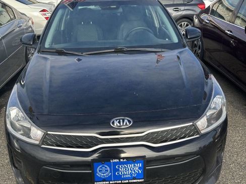 Used 2018 Kia Rio S image 1