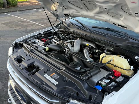 Used 2021 Ford F250 Platinum image 36