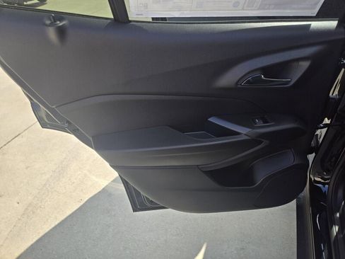 New 2026 Chevrolet Trax LT w/ Driver Confidence Package image 22