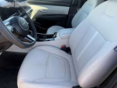 Used 2025 Hyundai Tucson SEL image 13