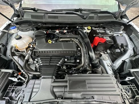 Used 2025 Lincoln Corsair Reserve FWD image 25