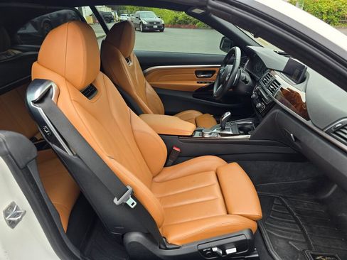 Used 2019 BMW 430i xDrive Convertible w/ M Sport Package AWD/4WD image 11