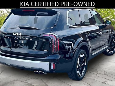Certified 2023 Kia Telluride EX w/ EX Captain's Chair Package AWD/4WD image 2
