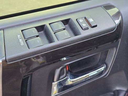 Used 2023 Toyota 4Runner TRD Off-Road Premium image 41