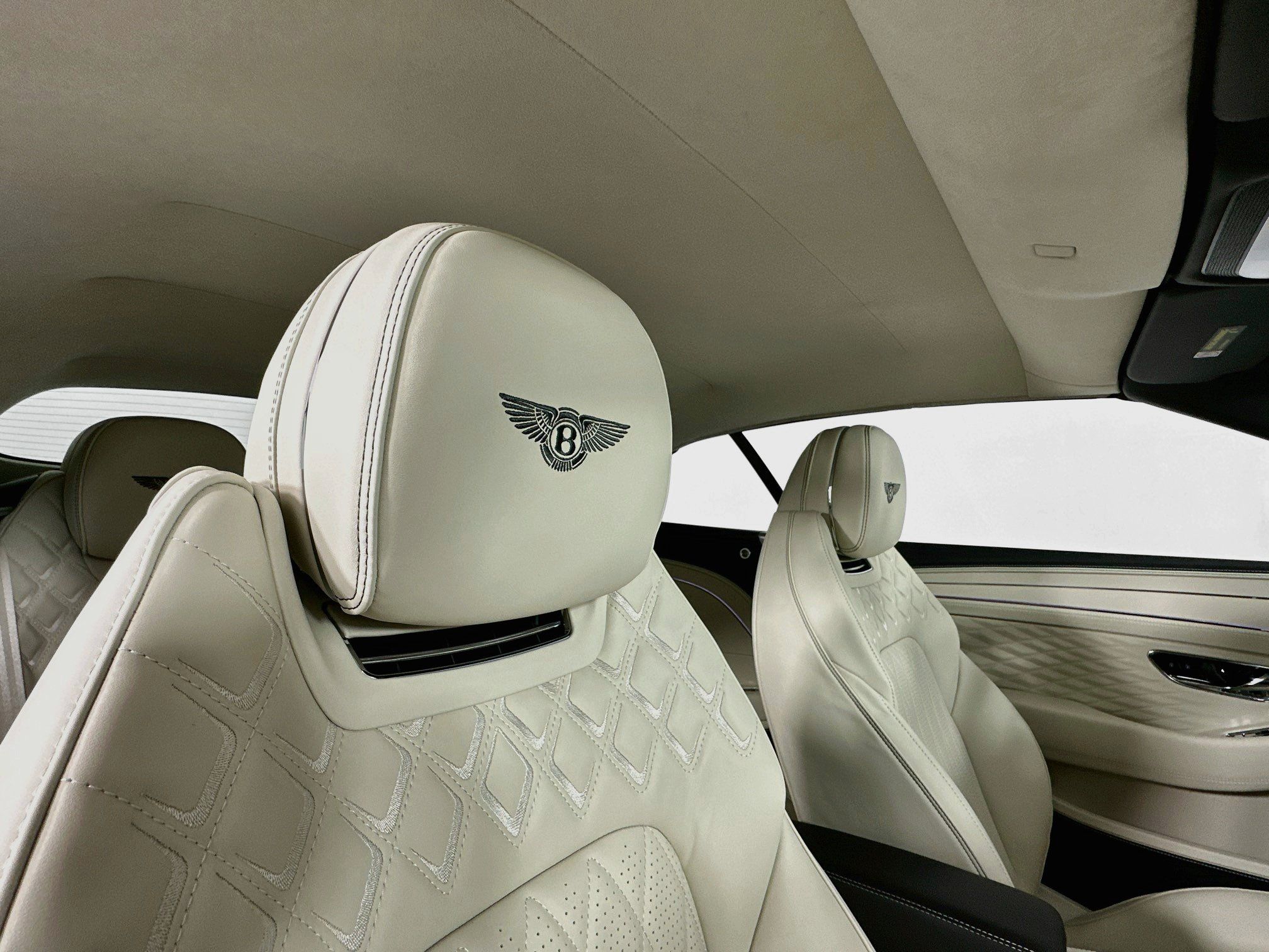 New 2026 Bentley Continental GT Azure AWD/4WD image 19