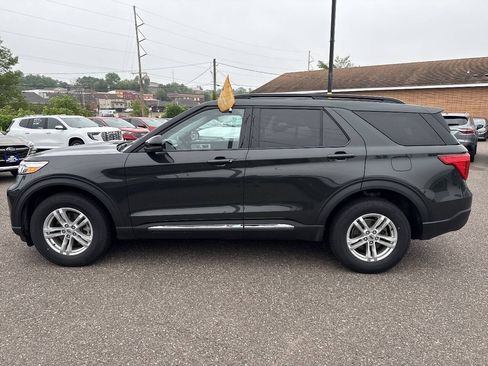 Certified 2023 Ford Explorer XLT w/ Equipment Group 202A AWD/4WD image 8