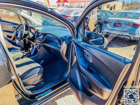 Used 2019 Chevrolet Trax LS w/ Tint and Cruise Package image 14