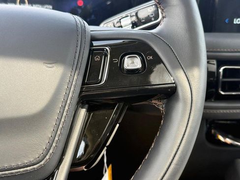 New 2026 Lincoln Aviator Reserve AWD/4WD image 12