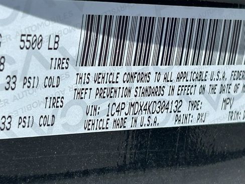 Used 2019 Jeep Cherokee Limited image 38