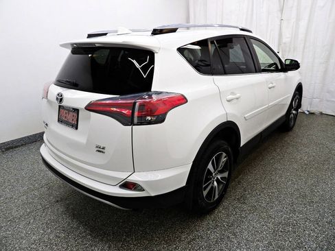 Used 2018 Toyota RAV4 XLE w/ Plus Extra Value Package AWD/4WD image 6
