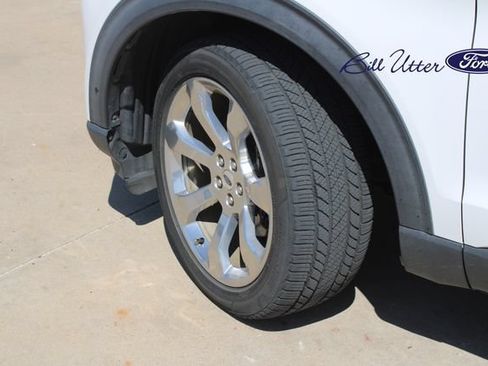 Certified 2020 Ford Explorer Platinum w/ Premium Technology Package AWD/4WD image 9