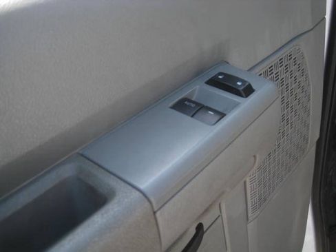 Used 2014 Ford E-250 and Econoline 250 w/ Power Group RWD image 24