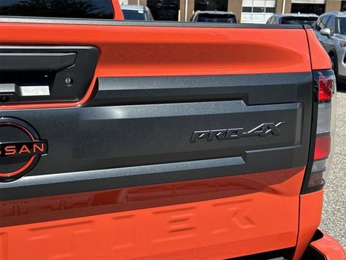 New 2025 Nissan Frontier PRO-4X w/ Pro Convenience Package image 30