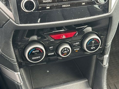 Used 2024 Subaru Forester Touring AWD/4WD image 18