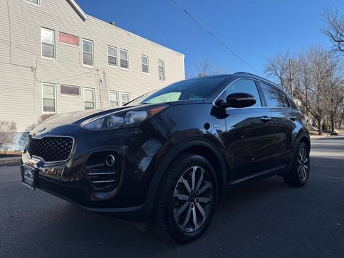 Used 2019 Kia Sportage EX w/ EX Premium Package image 2