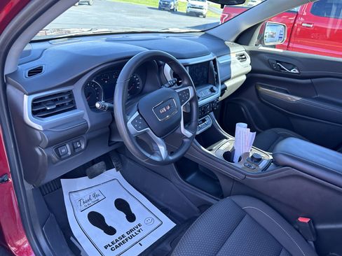 Used 2023 GMC Acadia SLE w/ Driver Convenience Package image 16